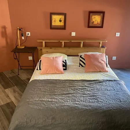 Apartment Au Pied Du Luberon Caumont-sur-Durance